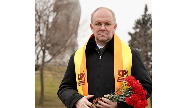 Поздравление Дмитрия Калашникова с Днем Победы в Сталинградской битве