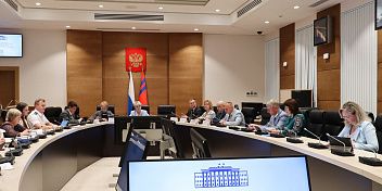 Комитет облдумы одобрил исполнение бюджета ТФОМС за 2025 год и корректировки на 2026-й