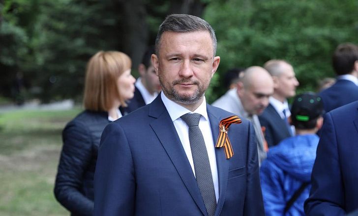 Поздравление первого заместителя председателя Волгоградской областной Думы, руководителя фракции «Единая Россия» Михаила Струка с Днём Победы