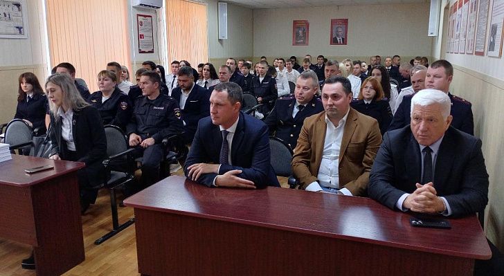 Рабочая поездка в город Фролово