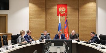 Состоялось заседание комиссии облдумы по вопросам Регламента, парламентского контроля, депутатской этики и противодействия коррупции