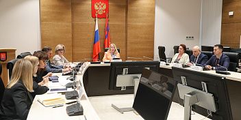  Сегодня состоялось заседание комитета Волгоградской областной Думы по экологии, природопользованию и охране окружающей среды под председательством Ирины Соловьевой