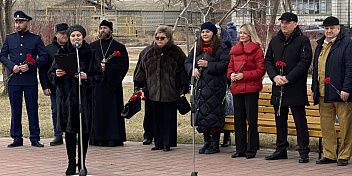  В Кировском районе прошел торжественный митинг