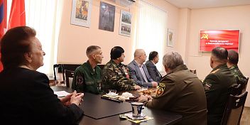 Депутаты фракции КПРФ встретились с представителями различных поколений героев Отечества, защитников Родины