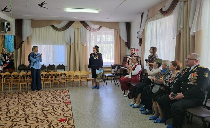 Мария Аплеталина побывала на праздничном концерте в детском саду города Волжского