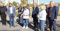 Реализацию проектов благоустройства в Волжском оценили на выездном заседании парламентской комиссии