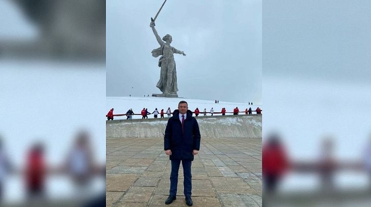 Поздравление первого заместителя председателя Волгоградской областной Думы, руководителя фракции «Единая Россия»  Михаила Струка с Днём разгрома советскими войсками немецко-фашистских войск в Сталинградской битве