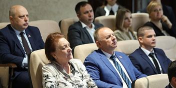 Депутаты-коммунисты областной Думы приняли участие в выездном заседании комитета по аграрной политике
