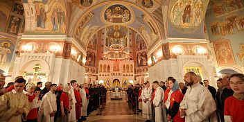 Православные жители Волгоградской области встречают Светлую Пасху