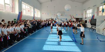 В Кумылженском районе построен современный школьный спортивный зал