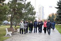 Депутаты и общественники оценили результаты второго этапа благоустройства Центральной набережной