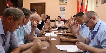 Стартовал Сталинградский гуманитарный конвой