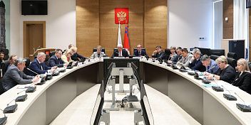 Профильный парламентский комитет поддержал проект областного бюджета на 2023 год и плановый период