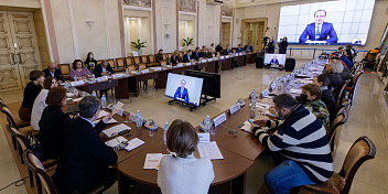 Возможности грантовой поддержки культурных проектов обсудили в Общественной палате России