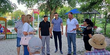 Депутат провел встречу с жителями Красноармейского района