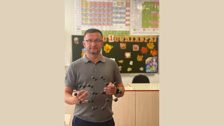 Руководитель фракции «Единая Россия»  Михаил Струк  поздравил учителей, школьников и студентов с началом нового учебного года