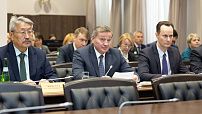 Как будет развиваться волгоградское здравоохранение: Андрей Бочаров провел стратегическую сессию