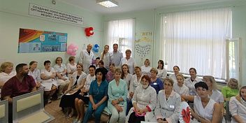 Станислав Коротков поздравил сотрудников ГУЗ "Поликлиника № 5" с профессиональным праздником
