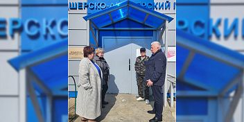 Александр Шевченко посетил Дом культуры в Алешниковском сельском поселении