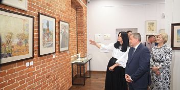 Для творческой молодежи, маститых художников, жителей и гостей: Андрей Бочаров посетил новый музей Виктора Лосева в Каланче