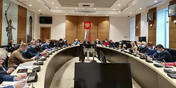 Профильный комитет рассмотрел законопроект об усилении ответственности за нарушение антиковидных правил