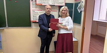 Олег Дмитриев посетил уникальную школу дифференцированного обучения