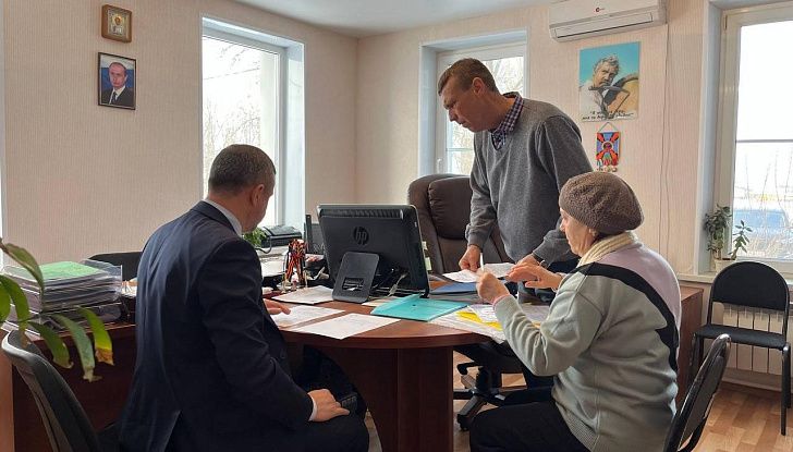 В Средней Ахтубе прошел очередной прием граждан