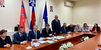 Николай Патрин продолжит руководство Среднеахтубинским районом