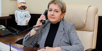 Наталья Семёнова провела дистанционный приём граждан