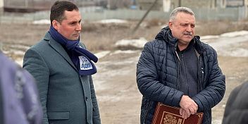 «Буду жаловаться в ЛДПР»: выездной приём в посёлке Верхнезареченский