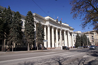 Сегодня проходит заседание областной Думы