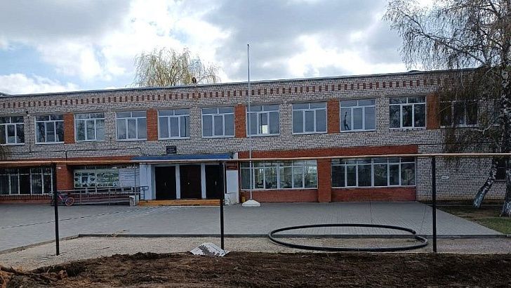 Тамара Головачева посетила учебное заведение Фроловского района