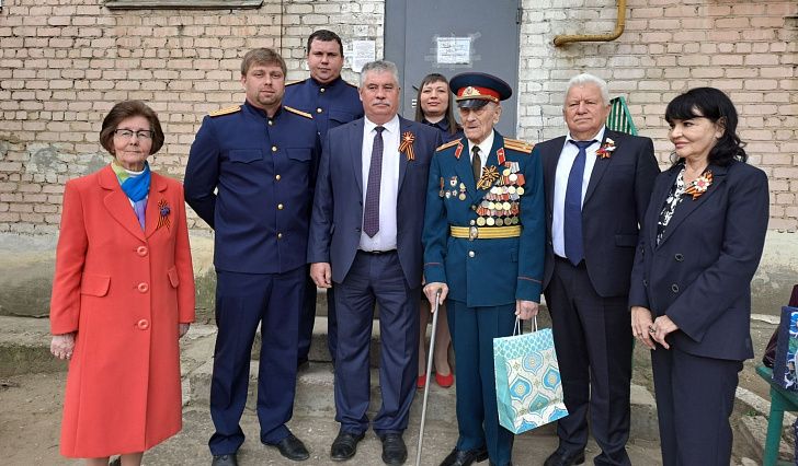 Александр Шевченко поздравил ветеранов