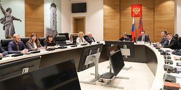 Сегодня в Волгоградской облдуме состоялось заседание комитета по здравоохранению и охране общественного здоровья под председательством Натальи Семёновой
