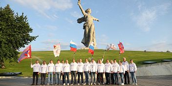 Депутаты Волгоградской областной Думы присоединились к автопробегу «Дорогами Победы»