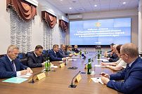 Андрей Бочаров провел рабочую встречу с руководителями фракций Волгоградской областной Думы