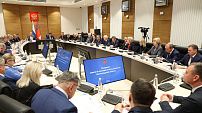 Депутаты облдумы обсудили поручения губернатора по повышению эффективности социальной политики