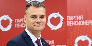 Поздравление Евгения Кареликова с Международным днем защиты детей