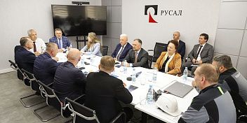 Депутаты облдумы обсудили реализацию прорывных инвестпроектов в области металлургии