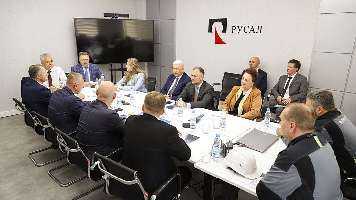 Депутаты облдумы обсудили реализацию прорывных инвестпроектов в области металлургии