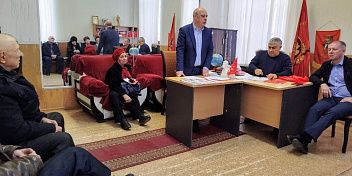 Олег Дмитриев встретился с коммунистами Советского райкома
