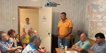 Валерий Могильный встретился с жителями Кировского района