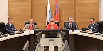 Парламентский комитет рассмотрел доклад о деятельности детского правозащитника 